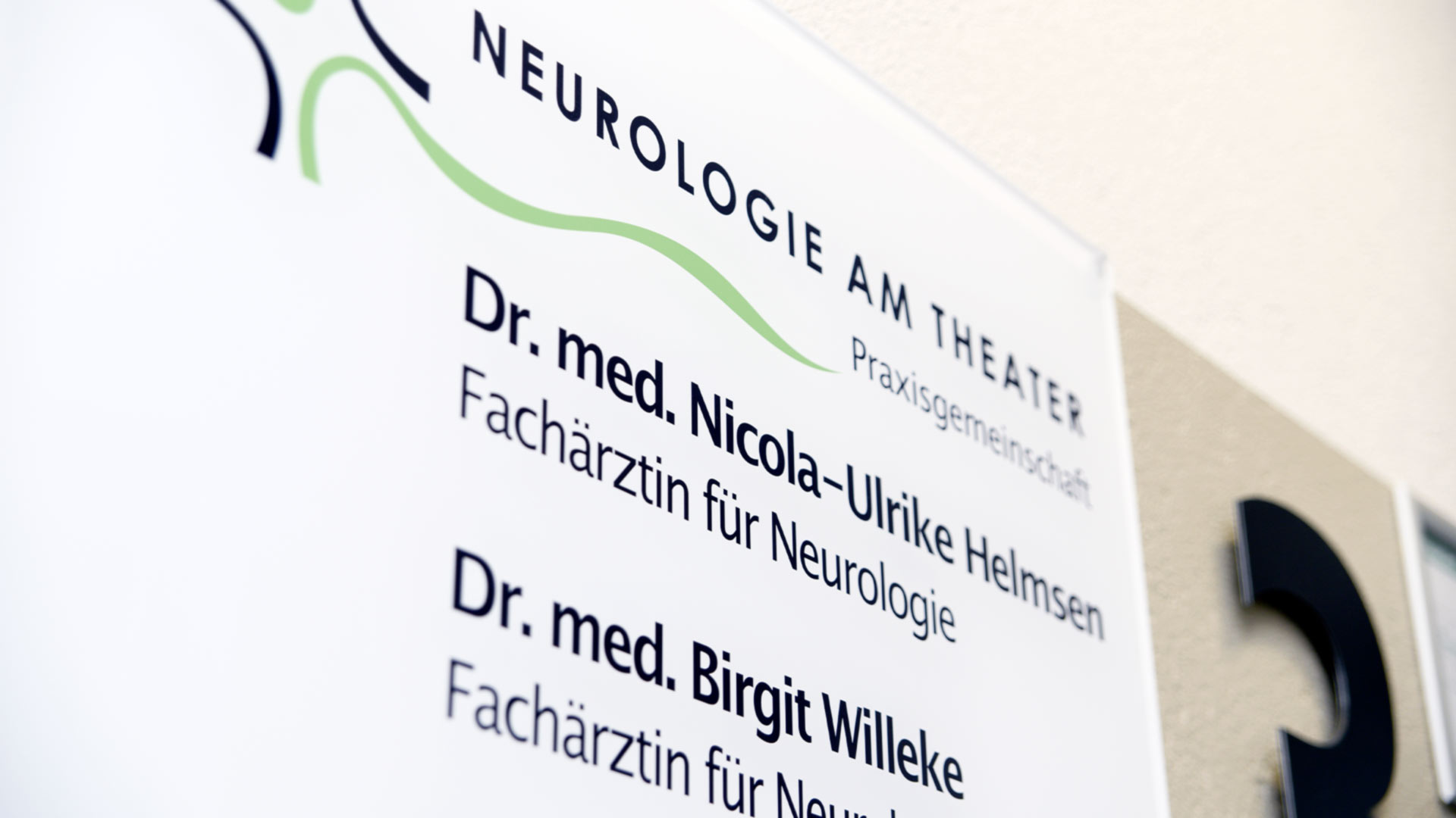 4-Praxis-Nervensystem-Neurologie-am-Theater